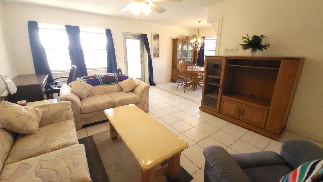 147 Bedford F, West Palm Beach, FL 33417 Photo