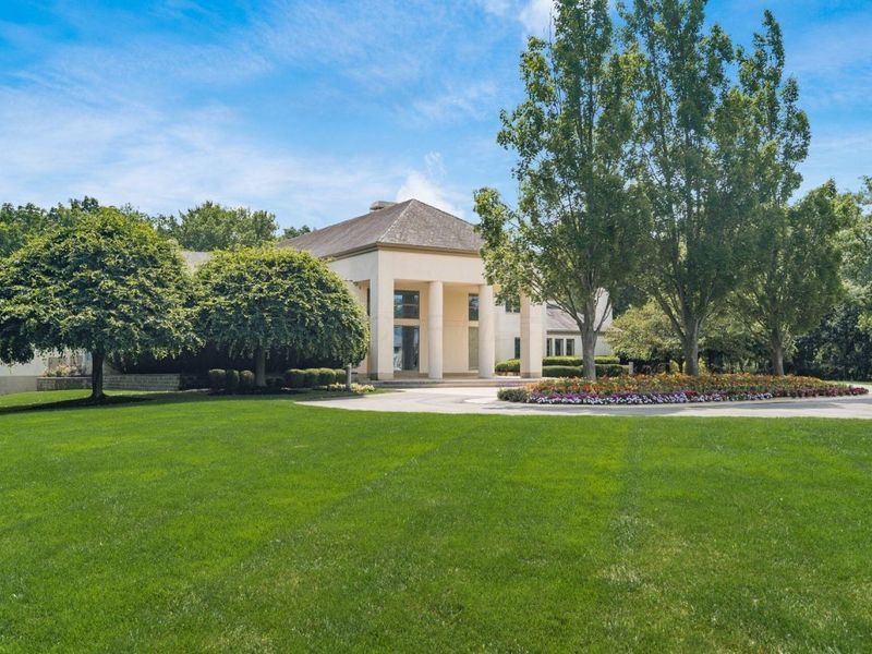 8565 Dunsinane Drive, Dublin, OH 43017 Photo 4