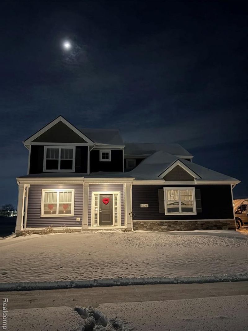 52361 Wellington Valley Drive, Macomb Township, MI 48042 Main Photo