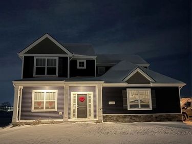 52361 Wellington Valley Drive, Macomb Twp, MI 48042