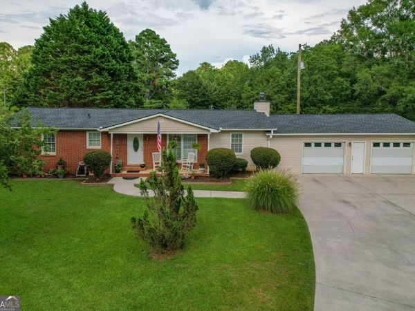 1537 Jackson Street, Locust Grove, GA 30248