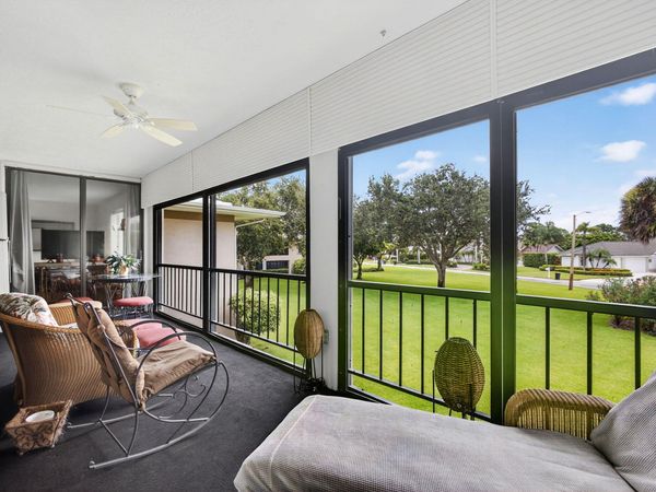 20 SE Turtle Creek Drive, Unit F, Tequesta, FL 33469