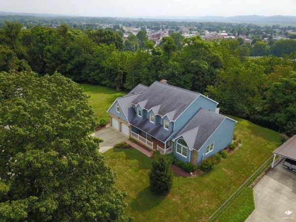 219 Grandview Ave., Waverly, OH 45690