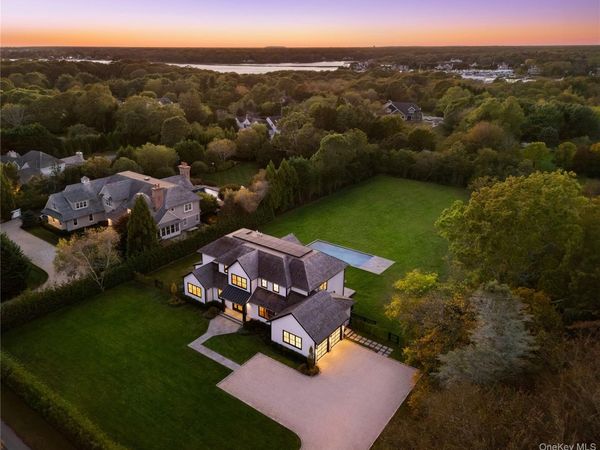 21 Cedar Lane, Remsenburg, NY 11960