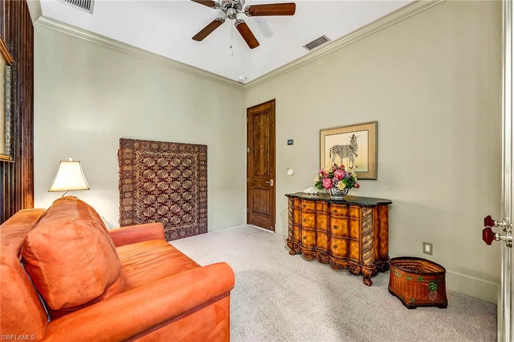 6908 Lone Oak Blvd, Naples, FL 34109 Photo