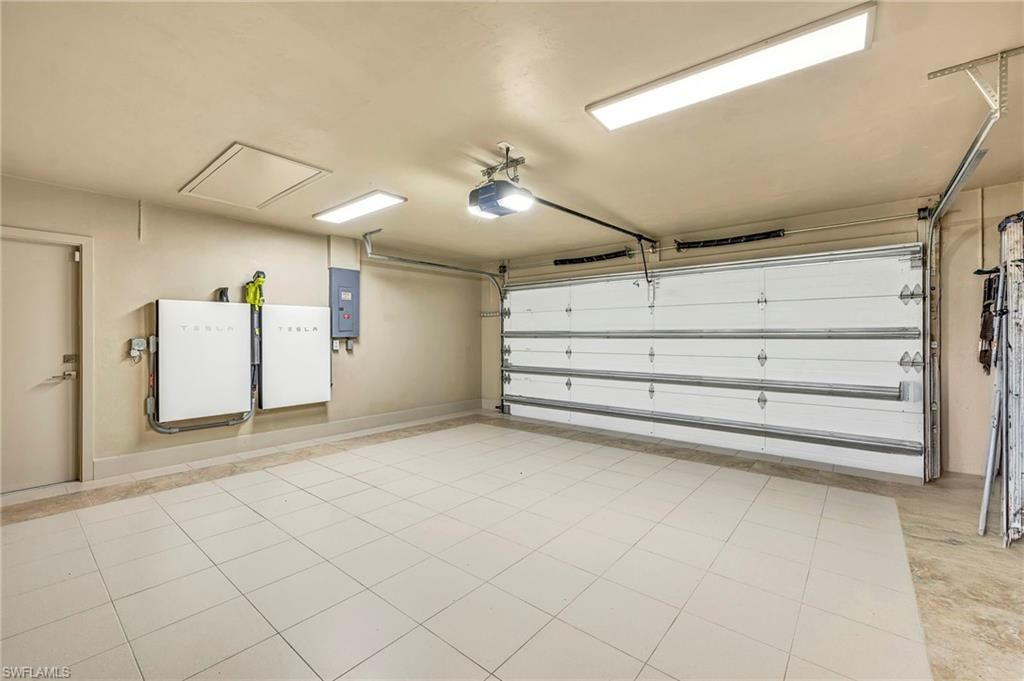 6908 Lone Oak Blvd, Naples, FL 34109 Photo