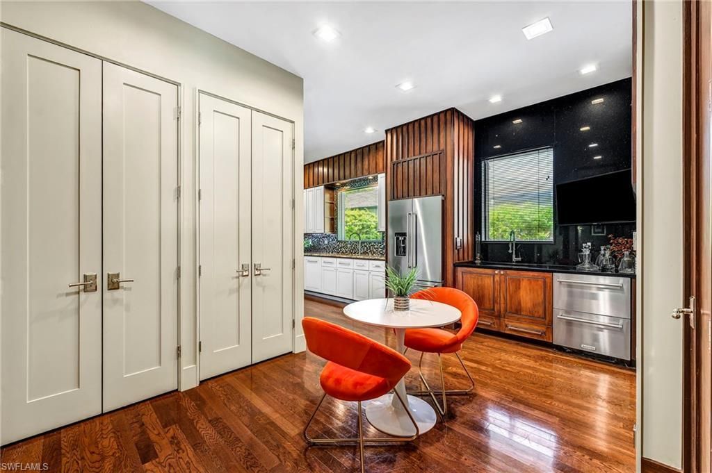 6908 Lone Oak Blvd, Naples, FL 34109 Photo
