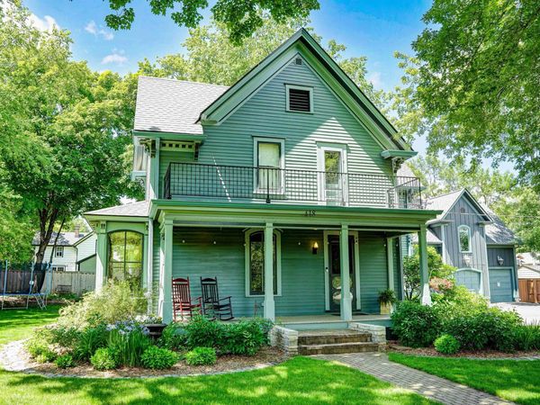 418 Holcombe Street S, Stillwater, MN 55082