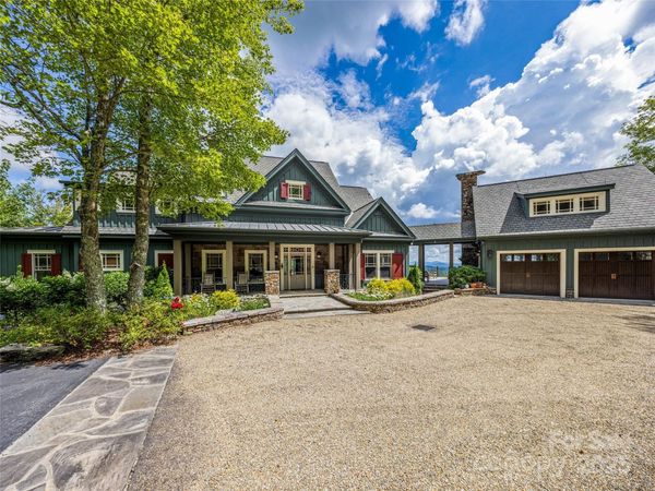 770 Meadow Ridge Drive, Lake Toxaway, NC 28747