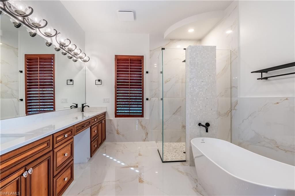 1160 8th St S, Naples, FL 34102 Photo