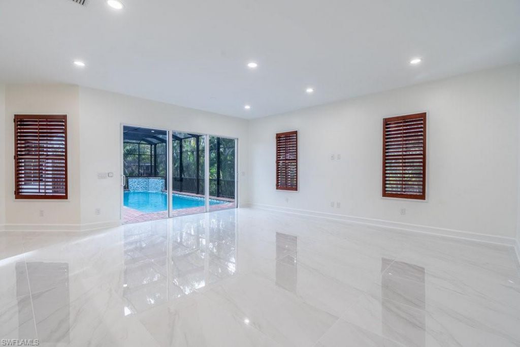 1160 8th St S, Naples, FL 34102 Photo