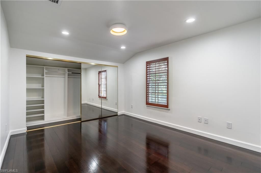 1160 8th St S, Naples, FL 34102 Photo