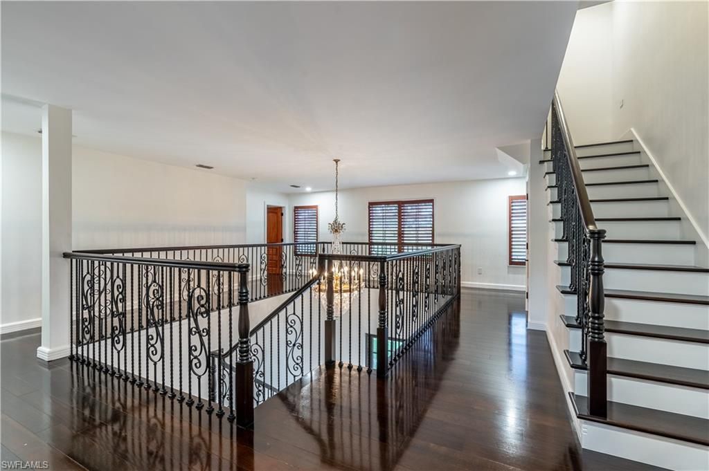 1160 8th St S, Naples, FL 34102 Photo