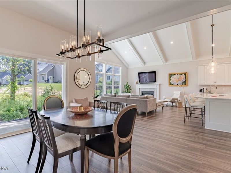 6477 N Cobblestone Road, Cleveland, OH 44143 Photo 8