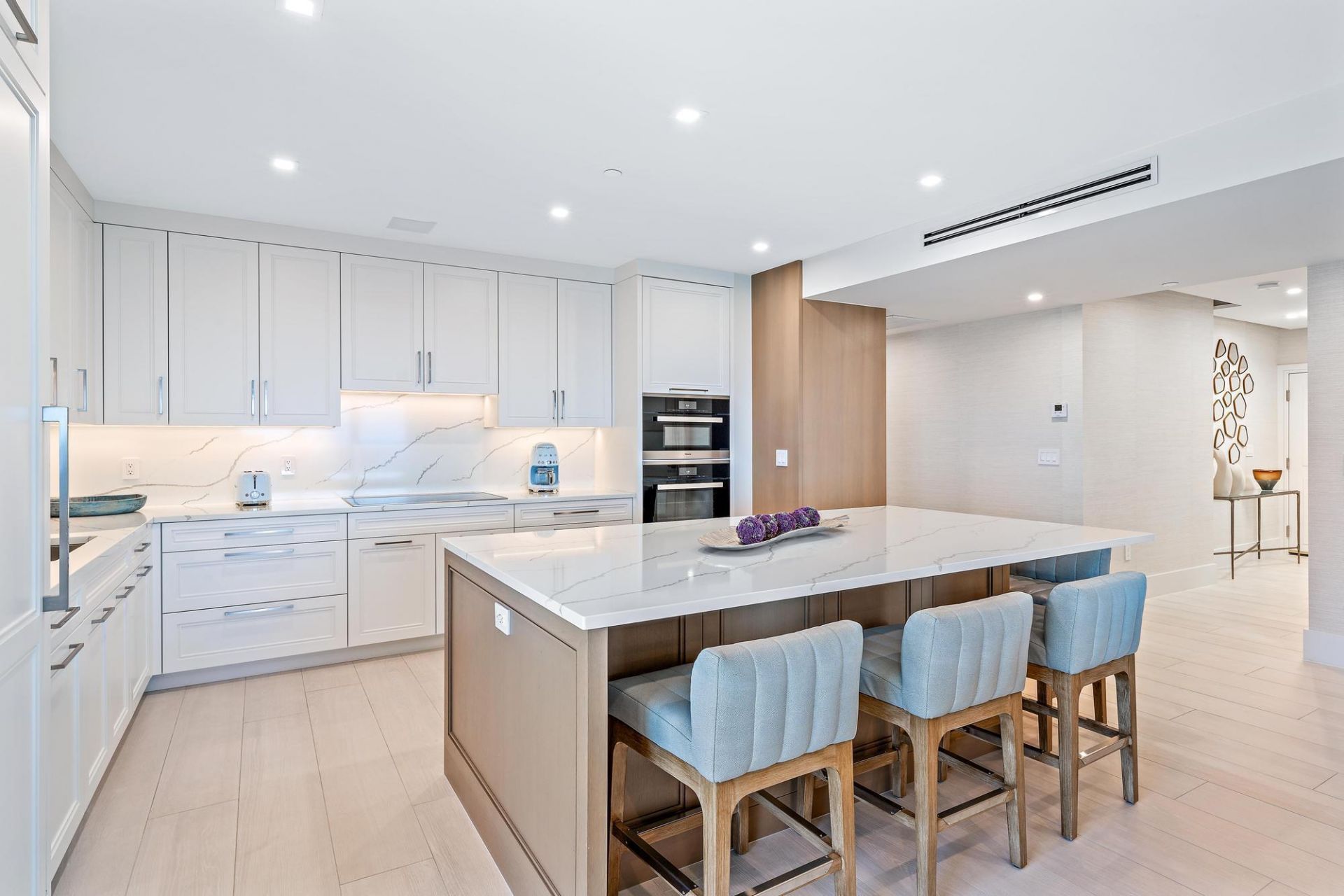 5150 N Ocean Drive, Unit 1903, Singer Island, FL 33404 Photo