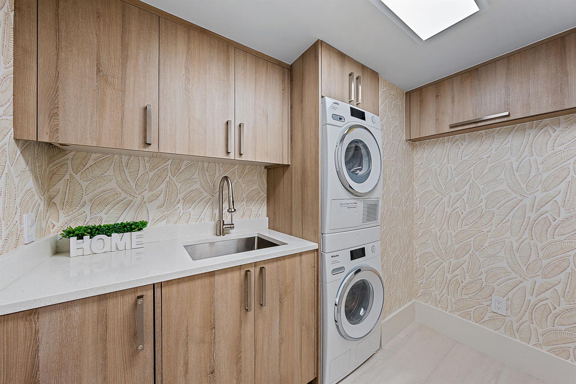 5150 N Ocean Drive, Unit 1903, Singer Island, FL 33404 Photo