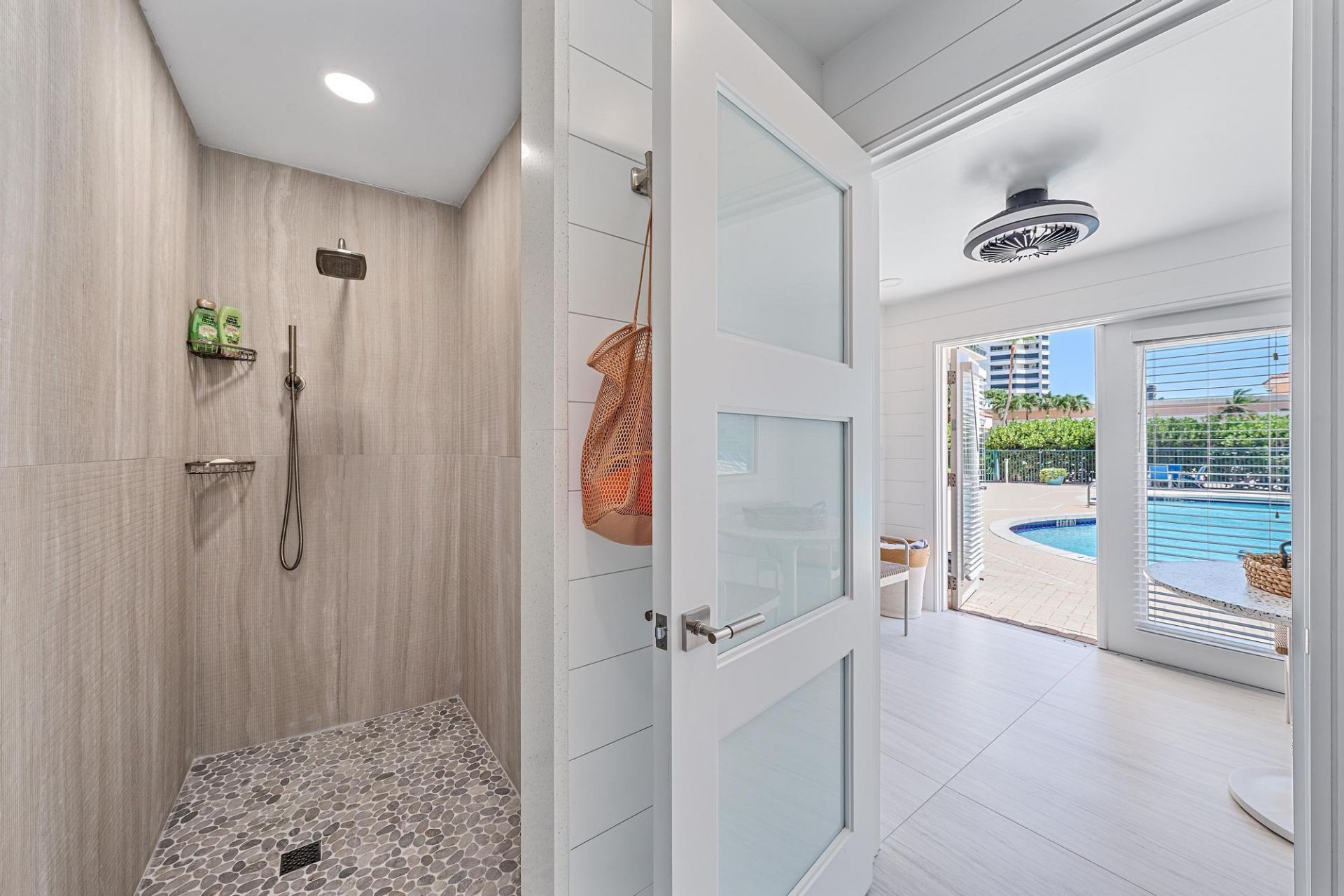 5150 N Ocean Drive, Unit 1903, Singer Island, FL 33404 Photo