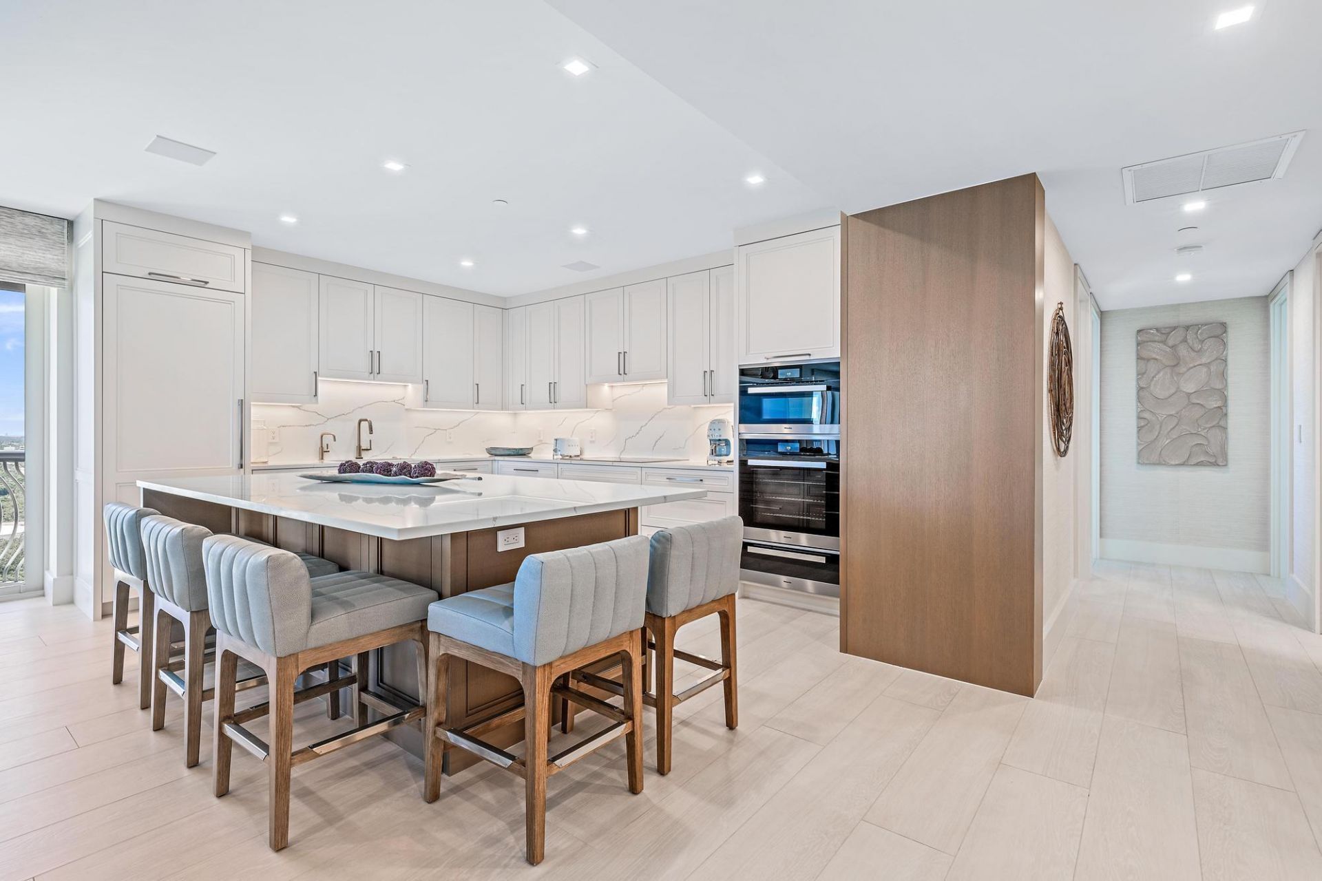 5150 N Ocean Drive, Unit 1903, Singer Island, FL 33404 Photo