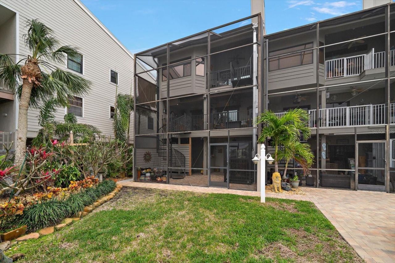 19941 Gulf Boulevard, Unit 105, Indian Shores, FL 33785 Photo