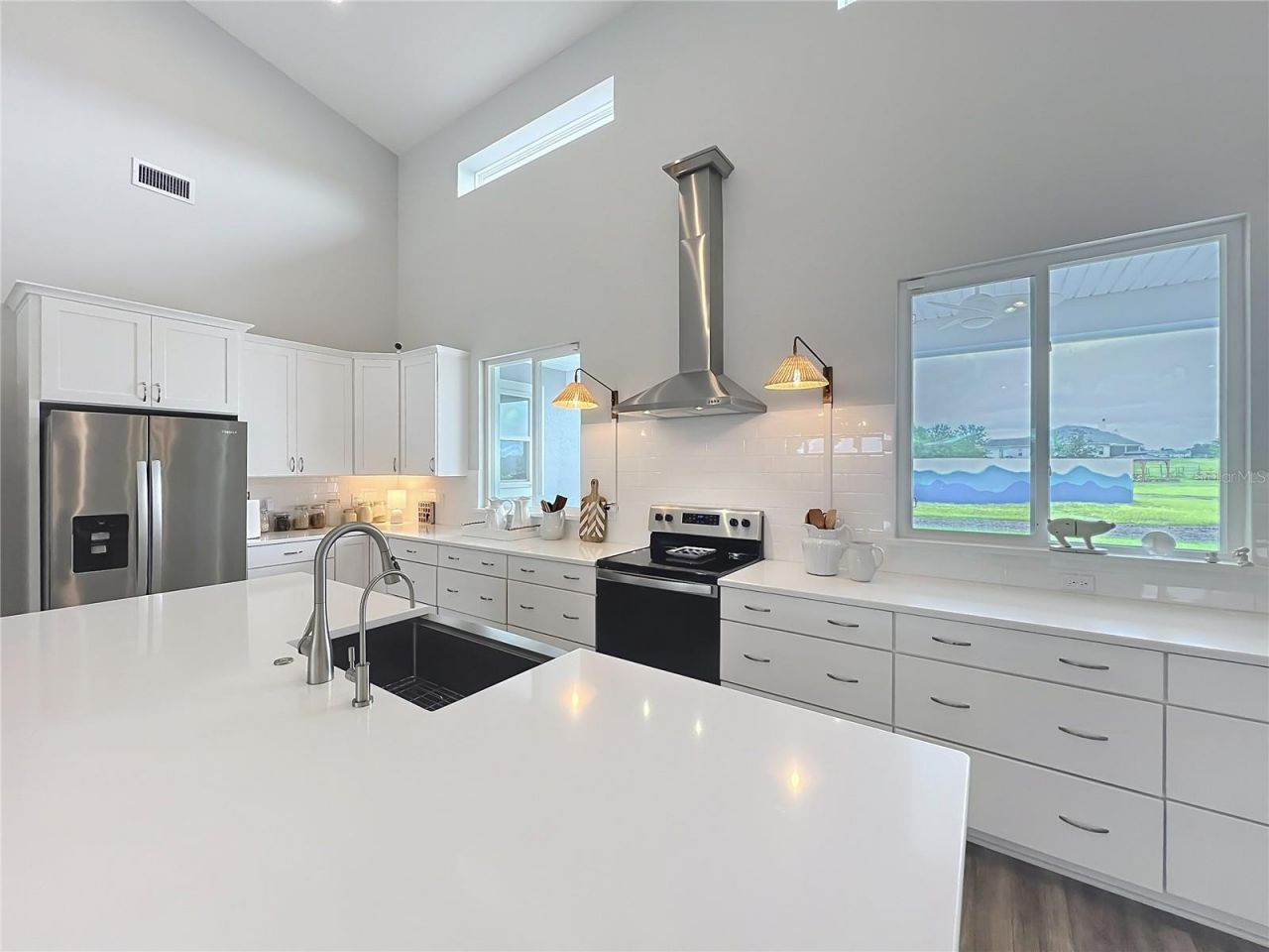 10220 & 10224 Bay Lake Road, Groveland, FL 34736 Photo