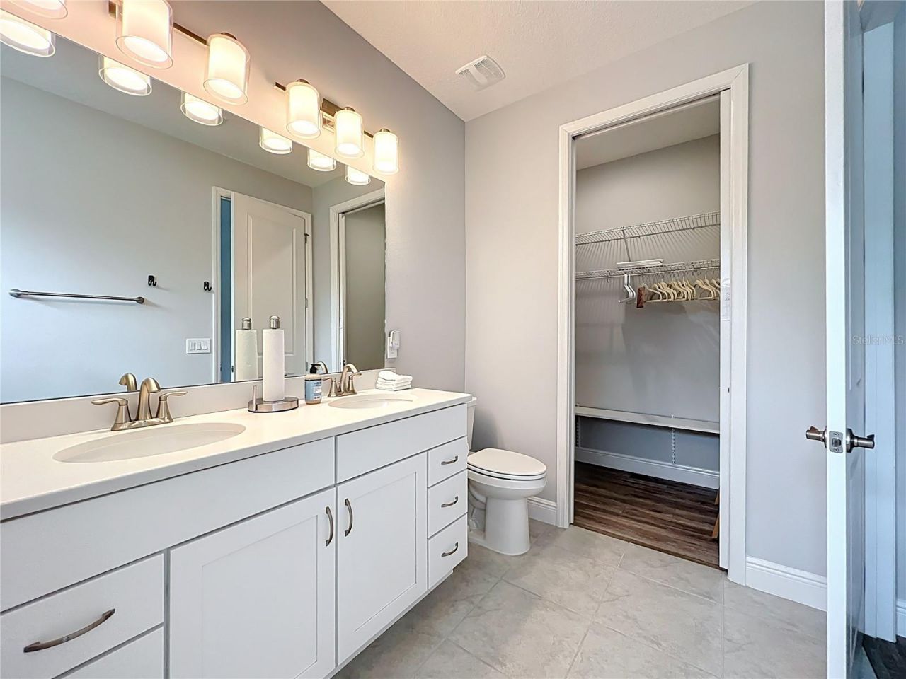 10220 & 10224 Bay Lake Road, Groveland, FL 34736 Photo