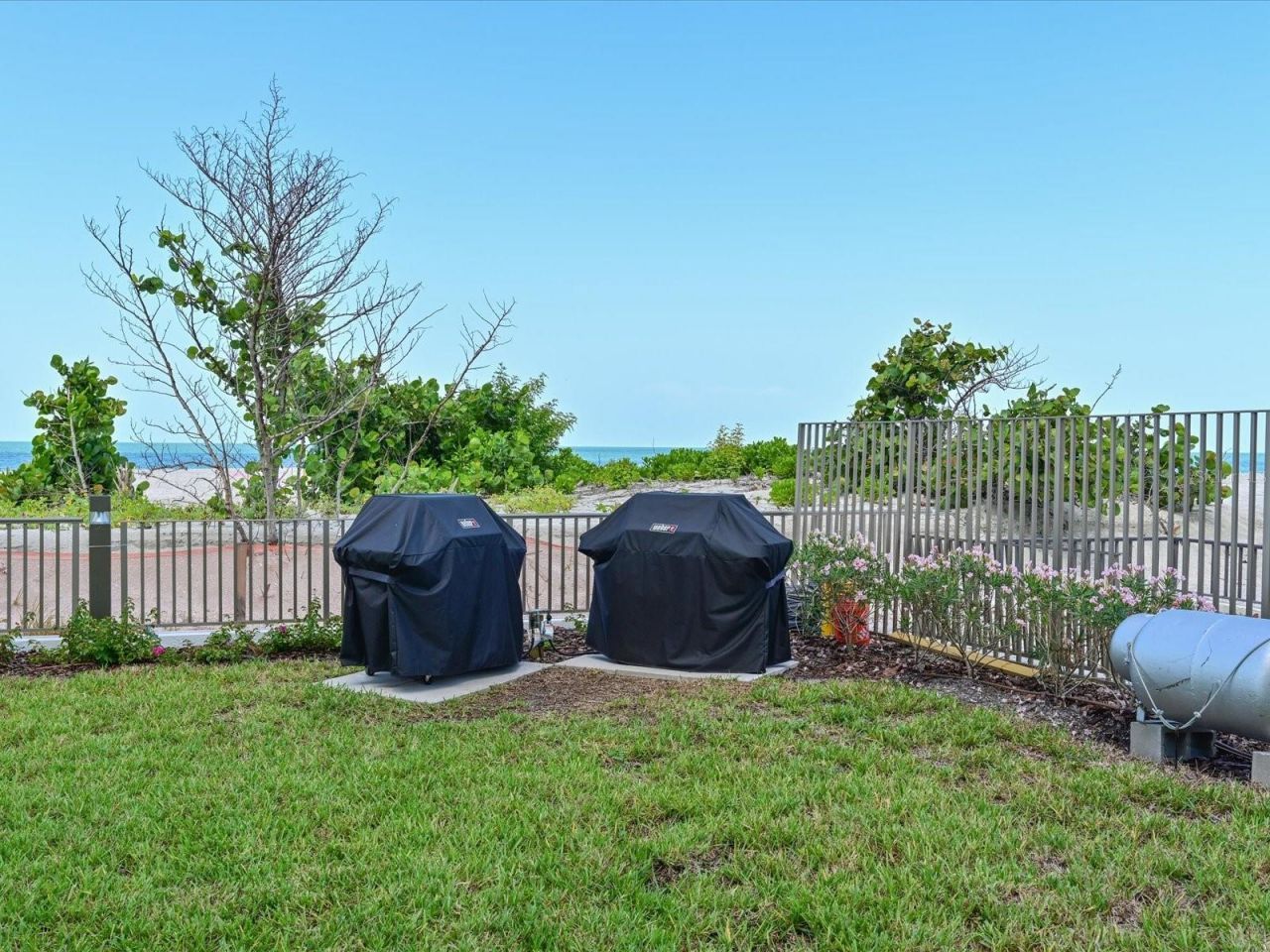 1102 Benjamin Franklin Drive, Unit 310, Sarasota, FL 34236 Photo