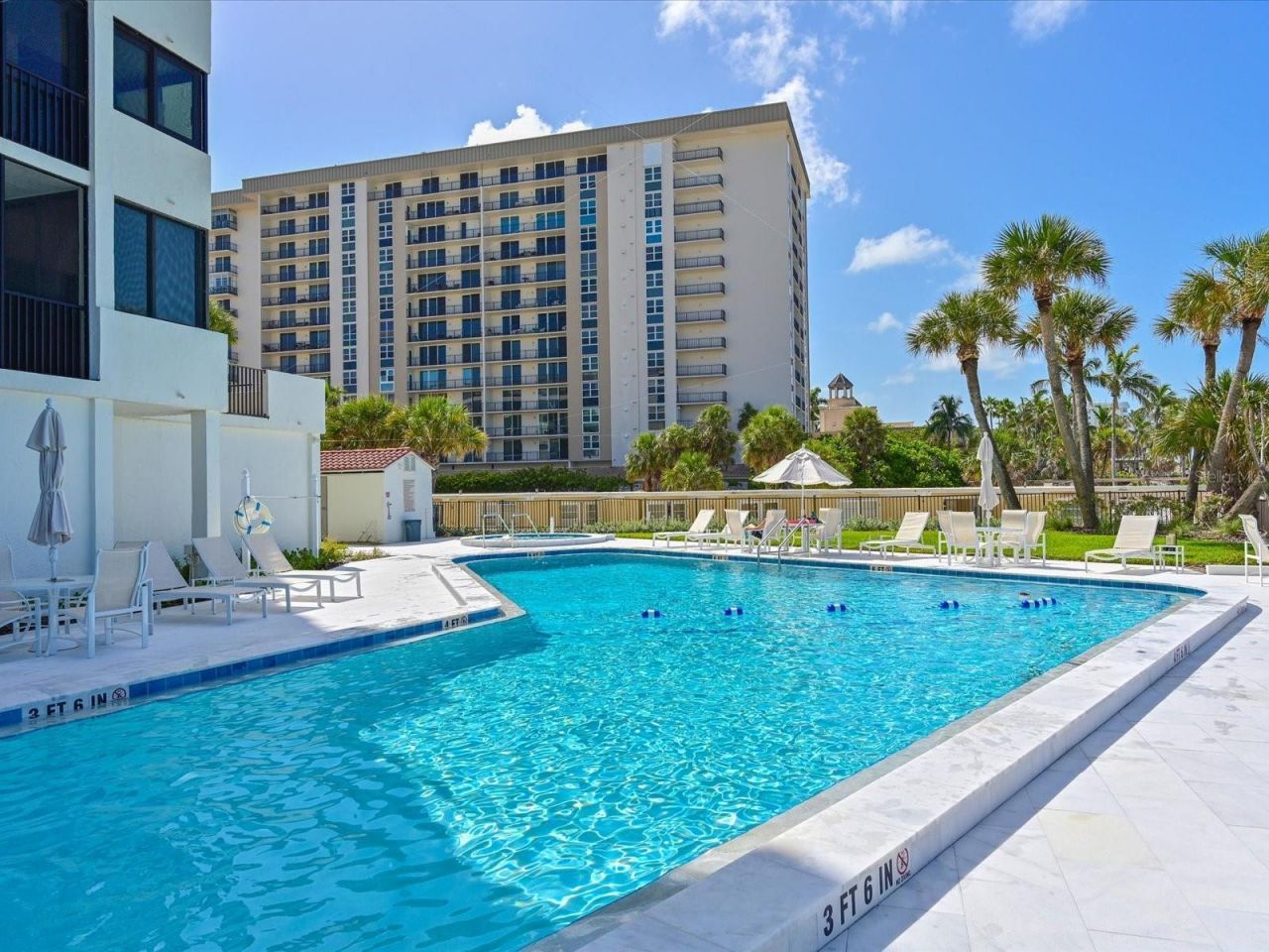 1102 Benjamin Franklin Drive, Unit 310, Sarasota, FL 34236 Photo