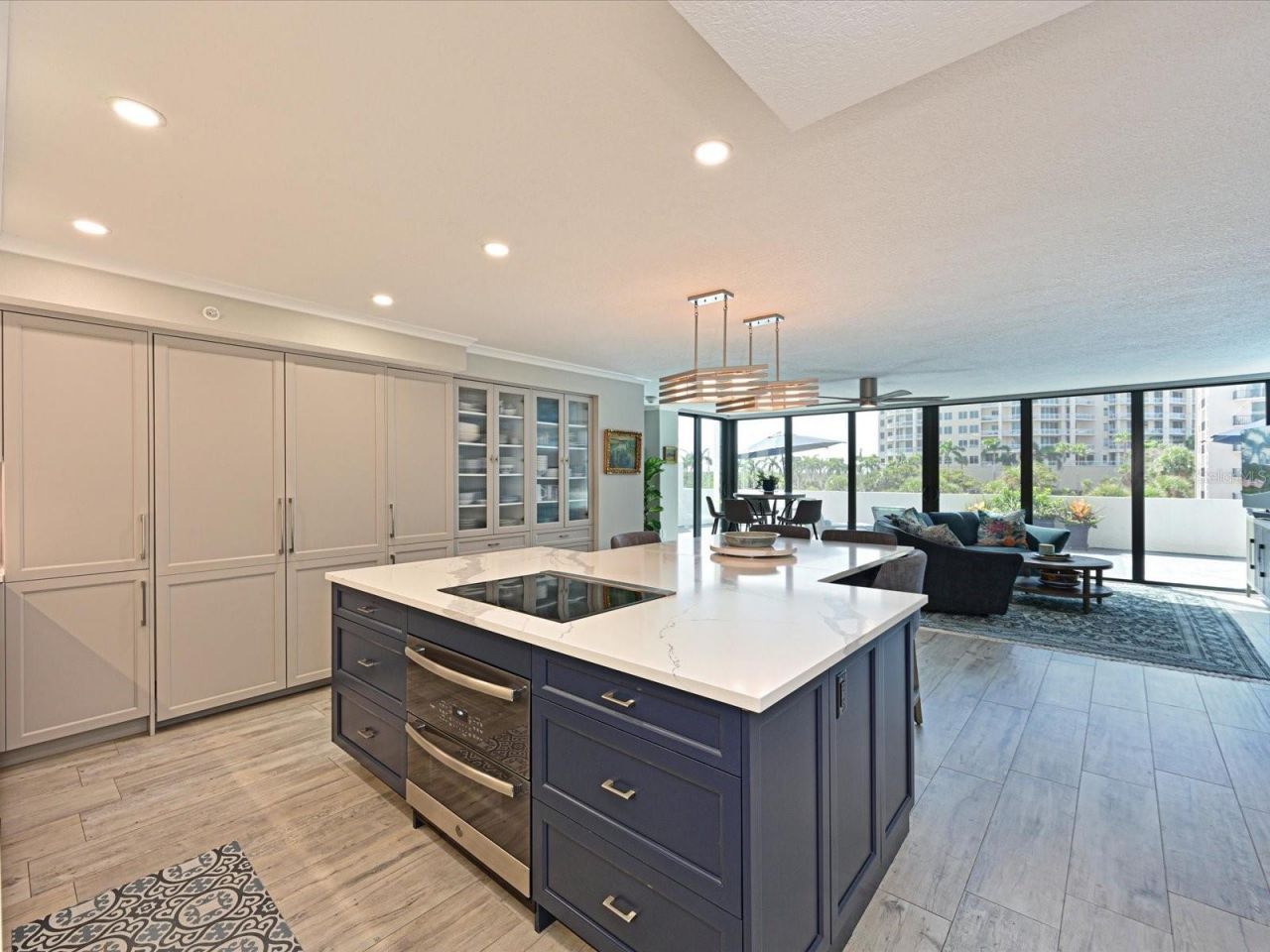 1102 Benjamin Franklin Drive, Unit 310, Sarasota, FL 34236 Photo