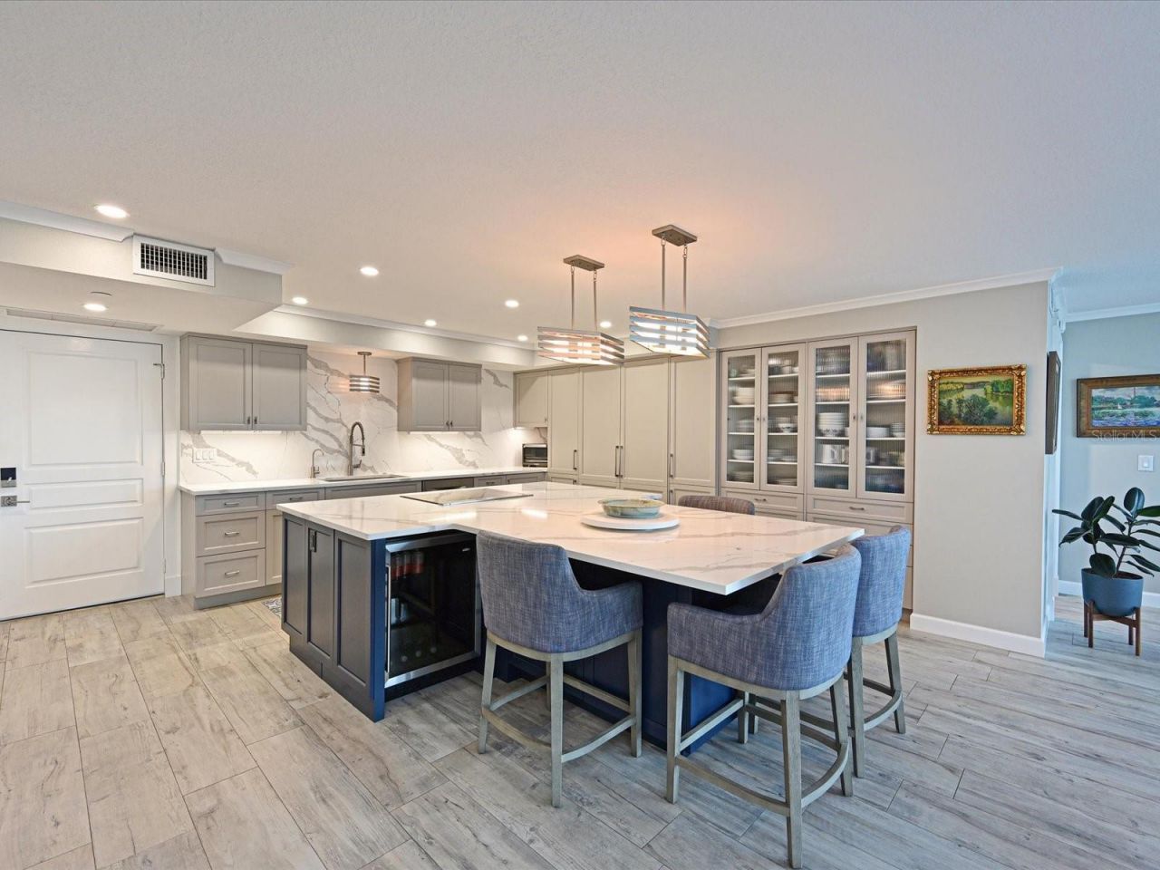 1102 Benjamin Franklin Drive, Unit 310, Sarasota, FL 34236 Photo