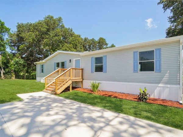 29417 KELLY DRIVE, WESLEY CHAPEL, FL 33544