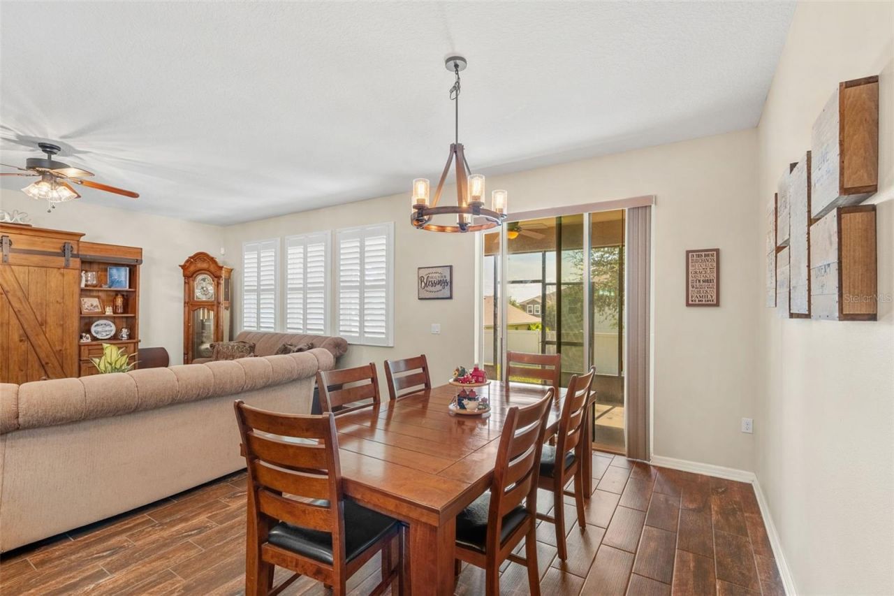 2617 Limerick Circle, Grand Island, FL 32735 Photo