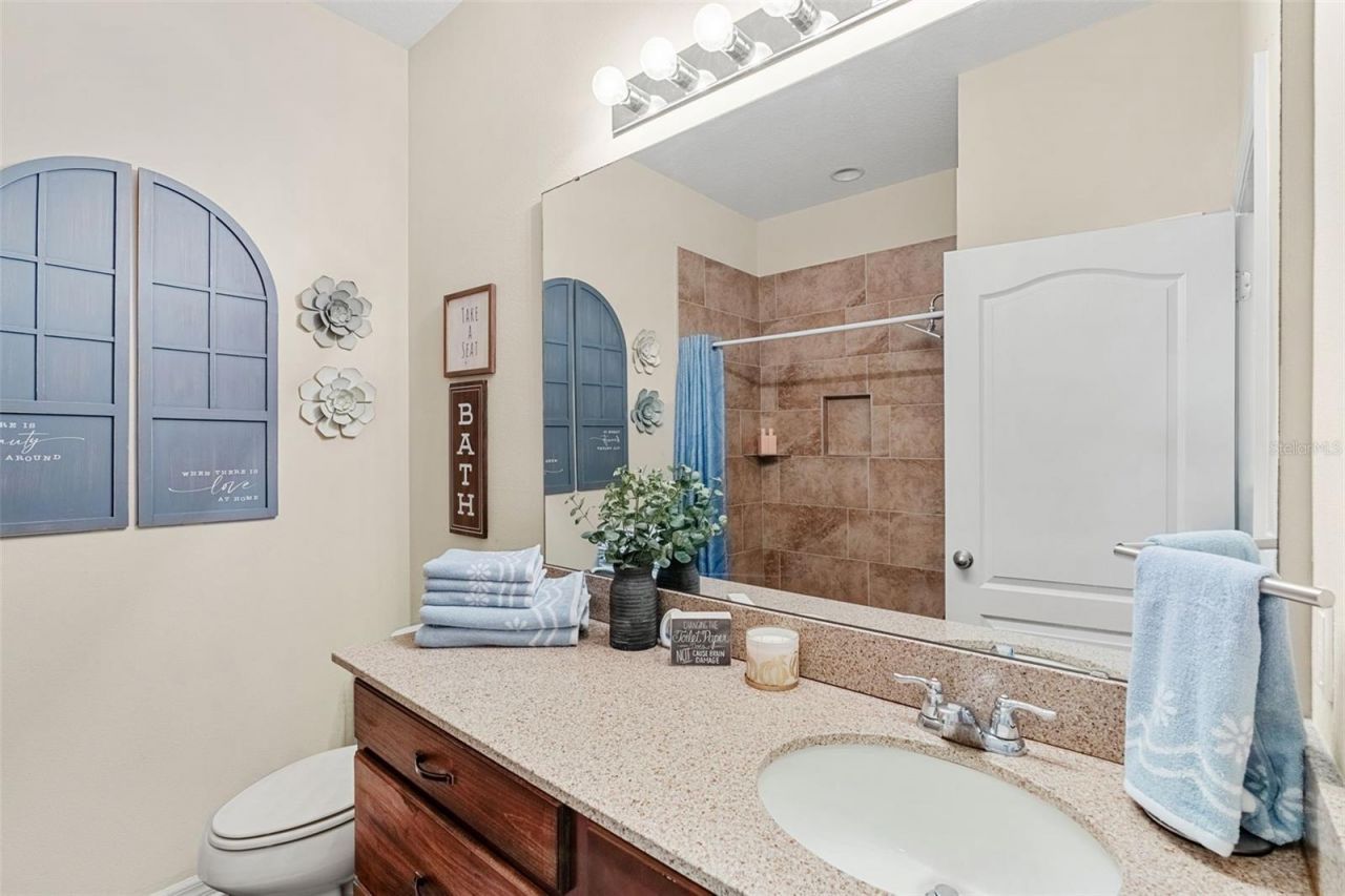 2617 Limerick Circle, Grand Island, FL 32735 Photo