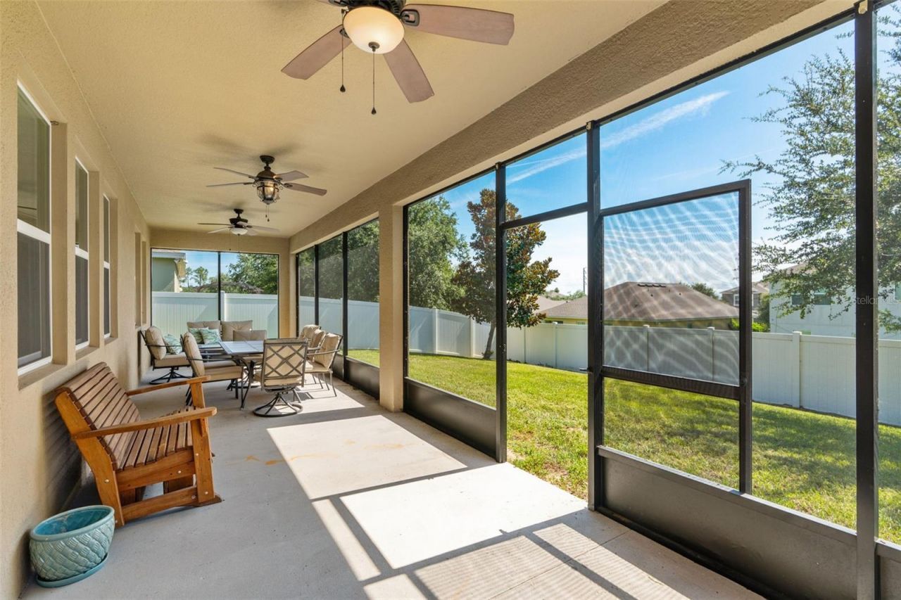 2617 Limerick Circle, Grand Island, FL 32735 Photo