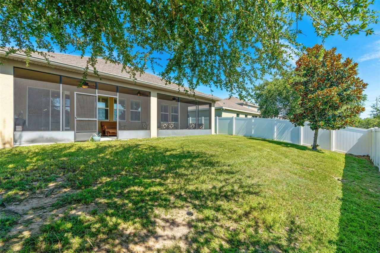 2617 Limerick Circle, Grand Island, FL 32735 Photo