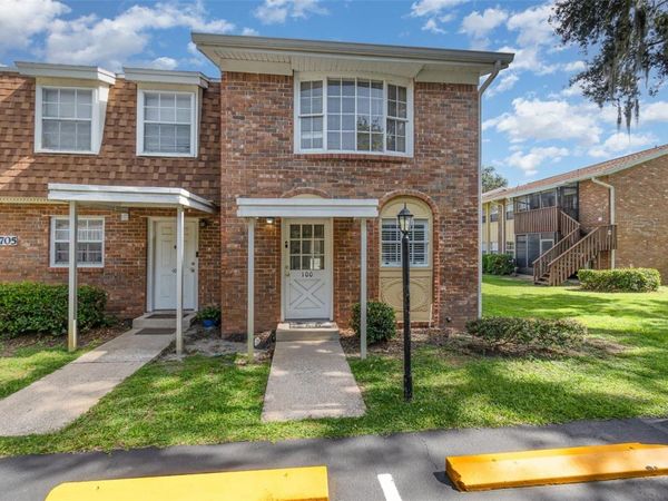 705 PERKINS STREET, Unit 100, LEESBURG, FL 34748