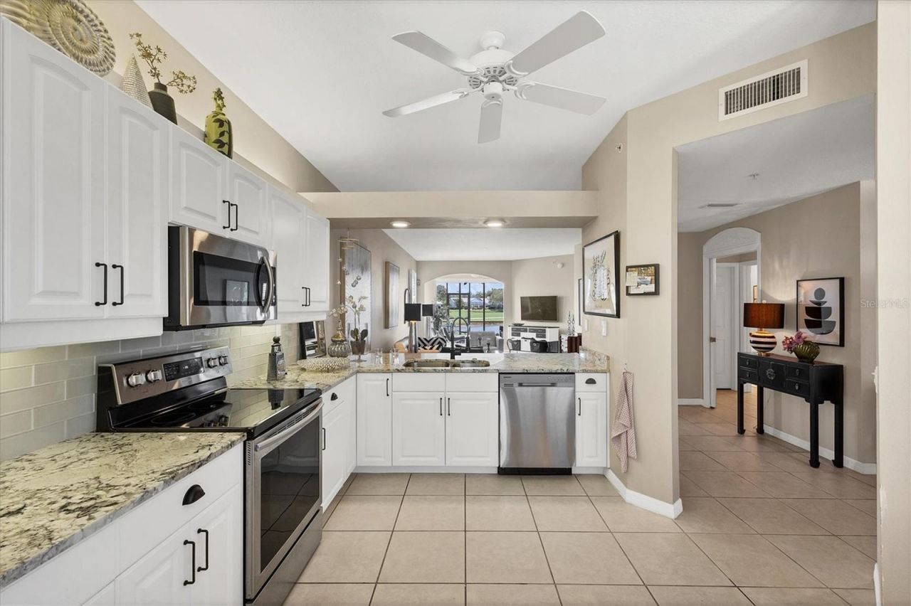 119 Woodbridge Drive, Unit 102, Venice, FL 34293 Photo