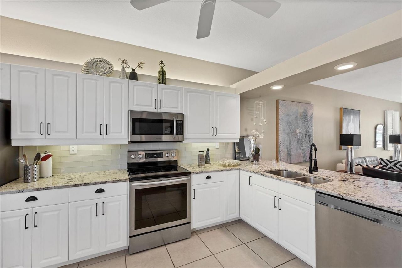119 Woodbridge Drive, Unit 102, Venice, FL 34293 Photo