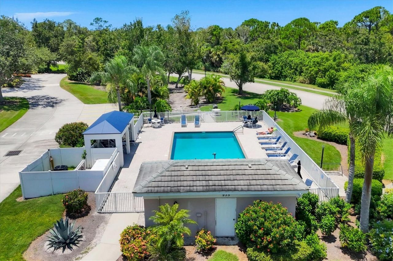 119 Woodbridge Drive, Unit 102, Venice, FL 34293 Photo