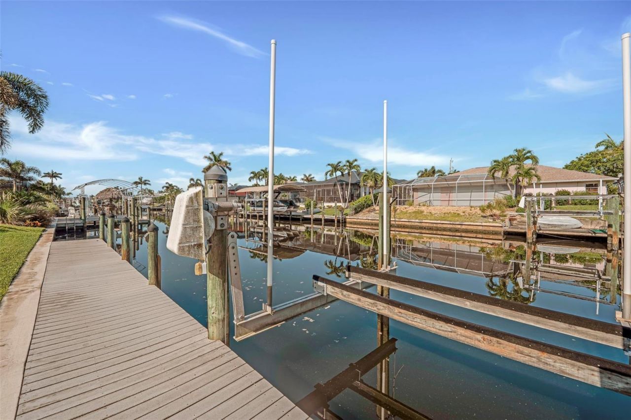 5212 SW 8th Court, Cape Coral, FL 33914 Photo