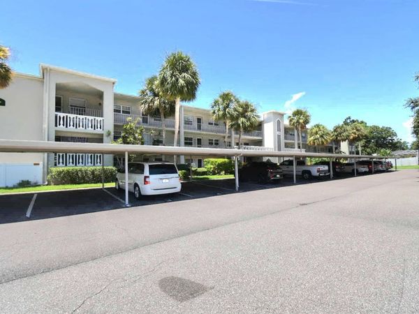 946 VIRGINIA STREET, Unit 102, DUNEDIN, FL 34698