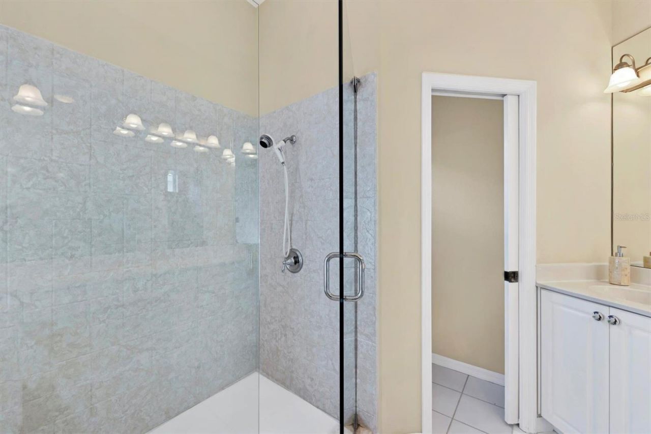 6935 Lennox Place, University Park, FL 34201 Photo