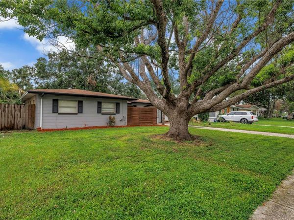 4708 W COACHMAN AVENUE, TAMPA, FL 33611