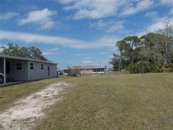 5552 HOLIDAY PARK BOULEVARD, NORTH PORT, FL 34287