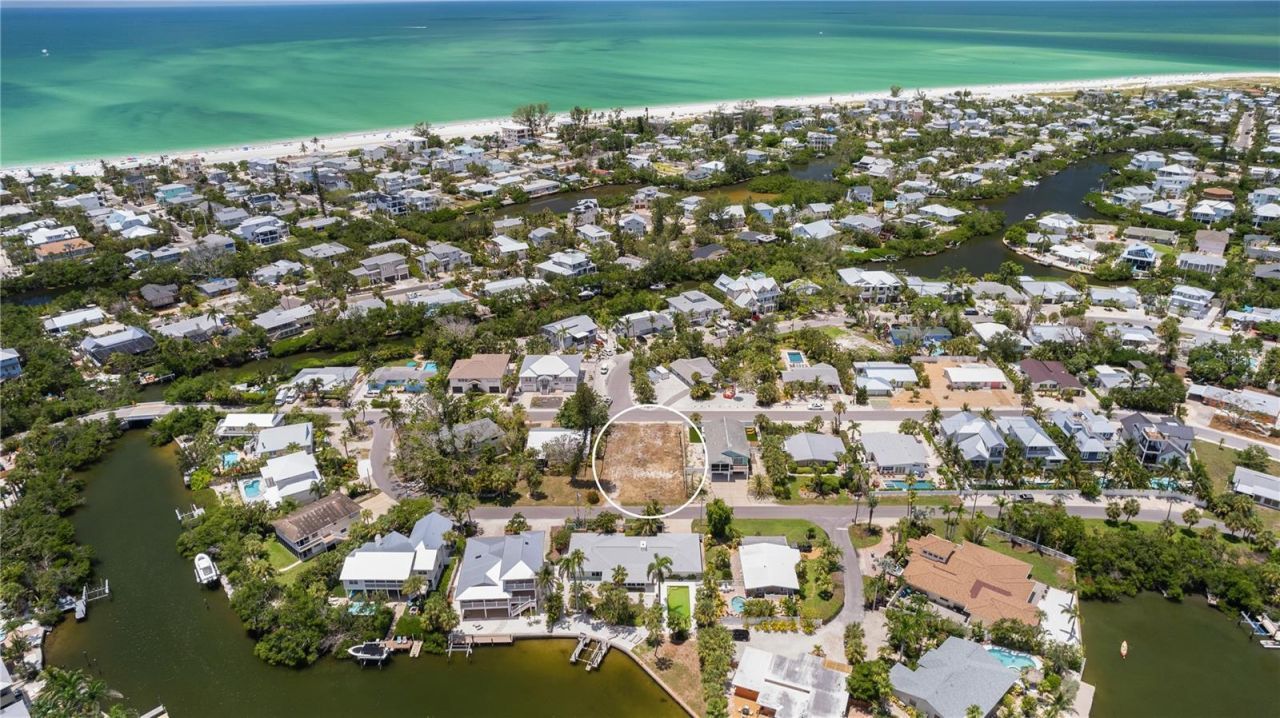 132 Crescent Drive, Anna Maria, FL 34216 Photo