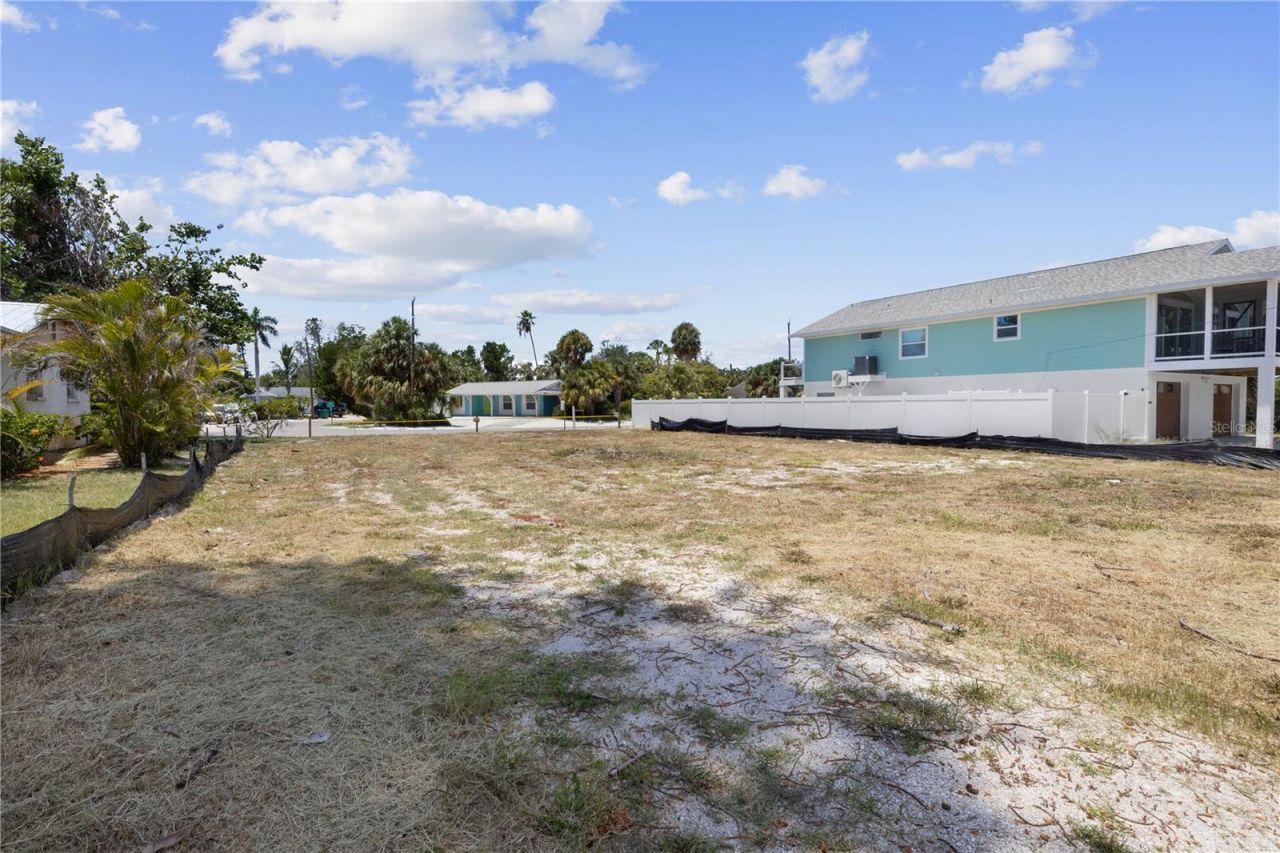 132 Crescent Drive, Anna Maria, FL 34216 Photo