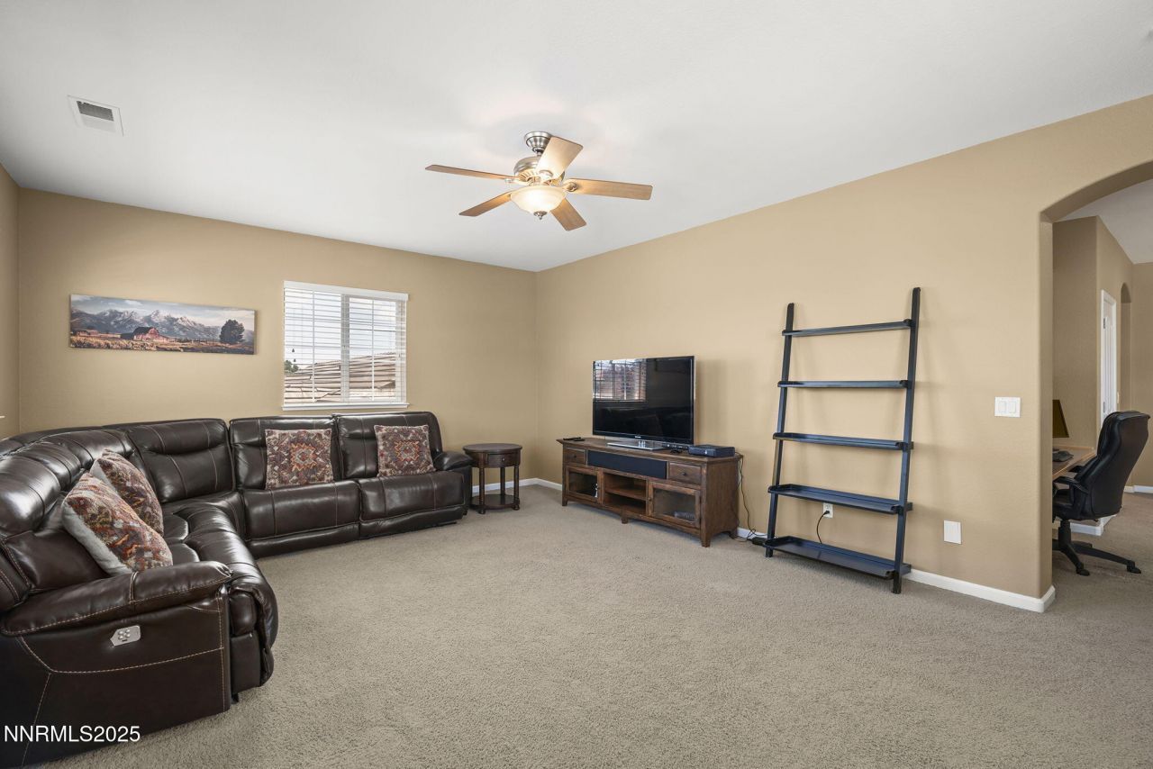 5365 Ebbetts Pass Drive, Sparks, NV 89436 Photo