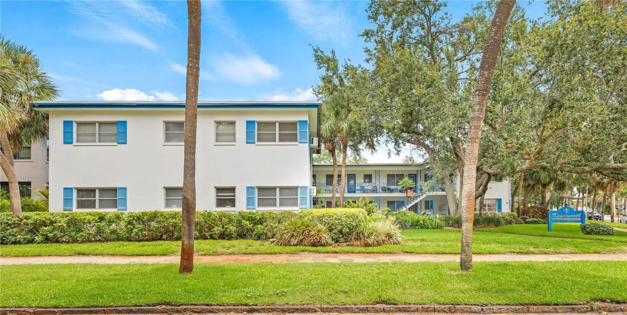 800 Beach Drive Ne, Saint Petersburg, FL 33701 Photo