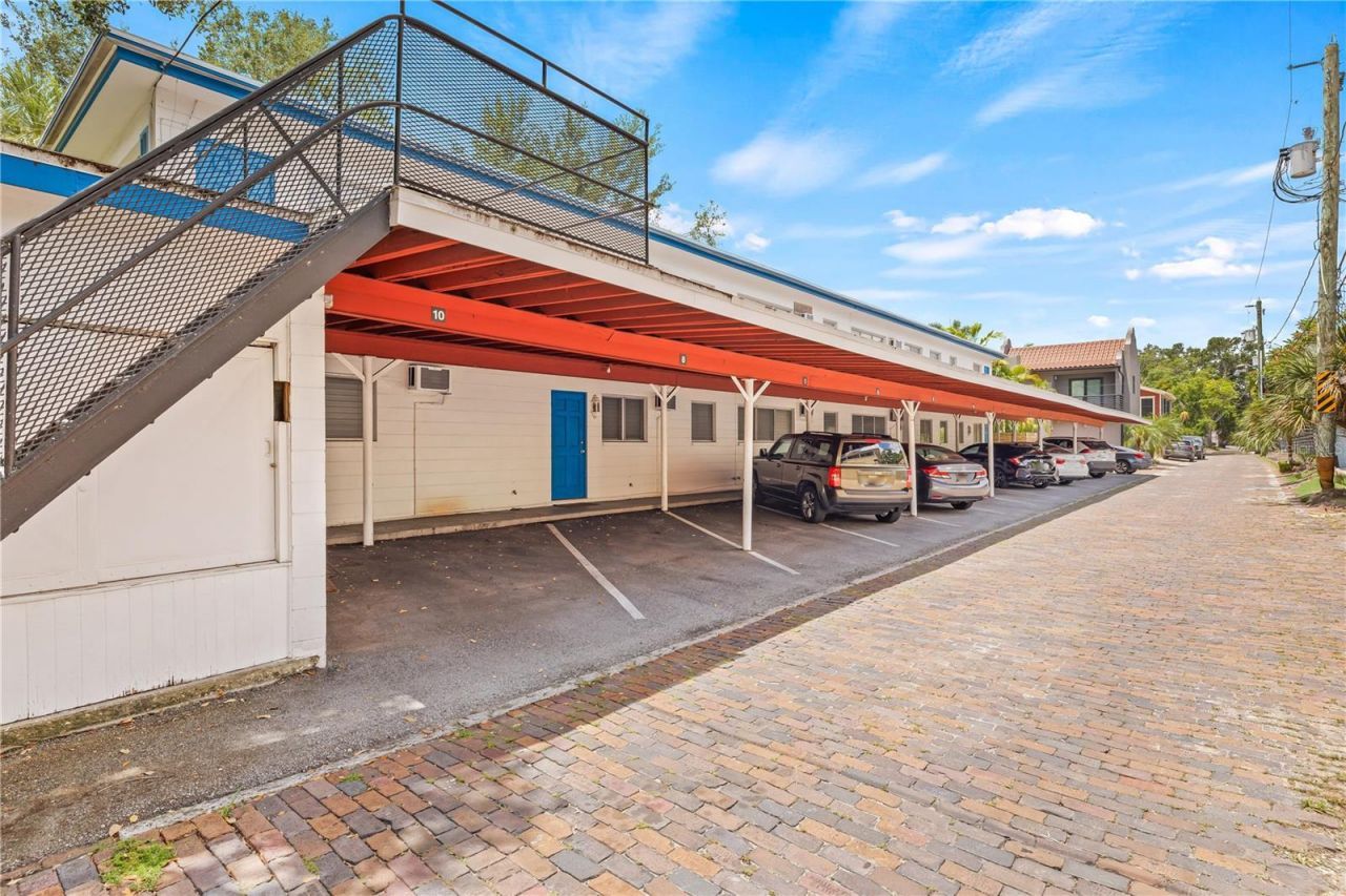 800 Beach Drive Ne, Saint Petersburg, FL 33701 Photo