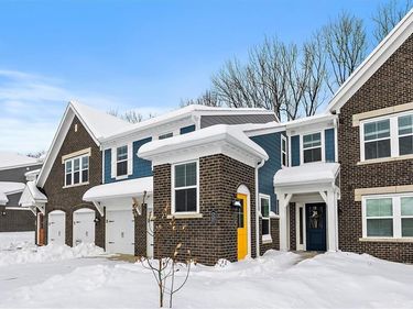 4216 N Golden Clove Bend, Unit 56-302, Sugarcreek Township, OH 45459