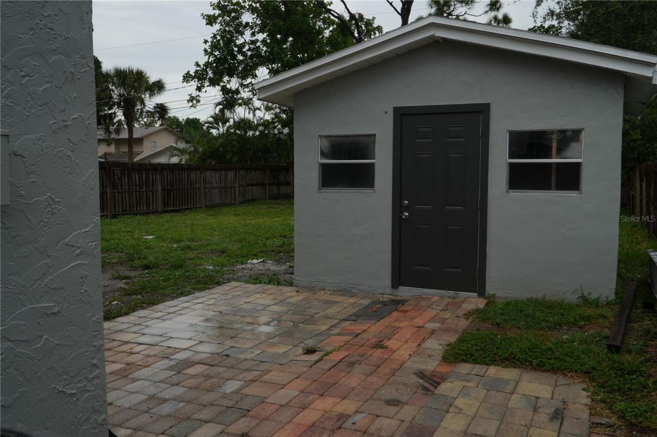 722 65th Avenue E, Bradenton, FL 34203 Photo